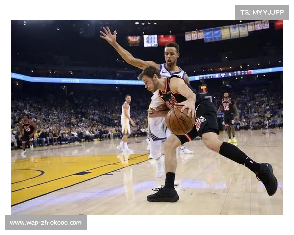 怀特29分空砍成绿军唯一亮点，后卫高效输出难掩球队整体低迷